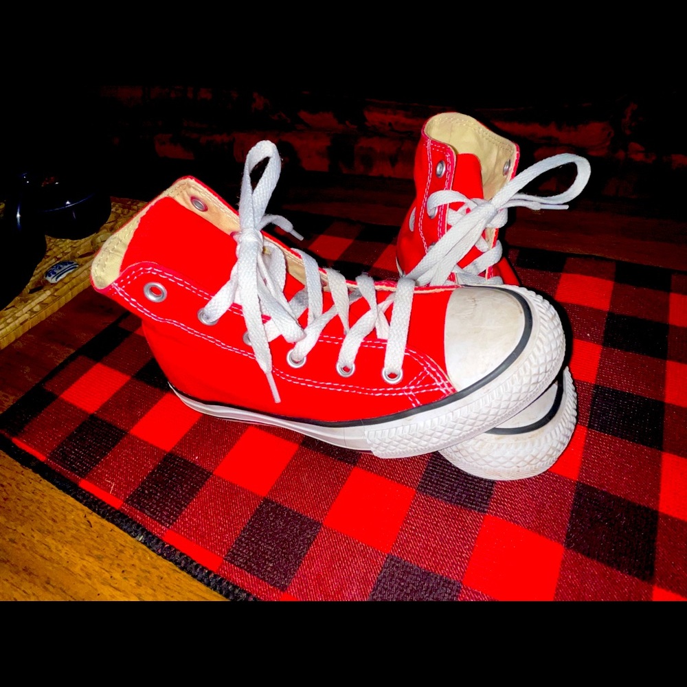 Converse Chuck Taylors High Tops girls size 13